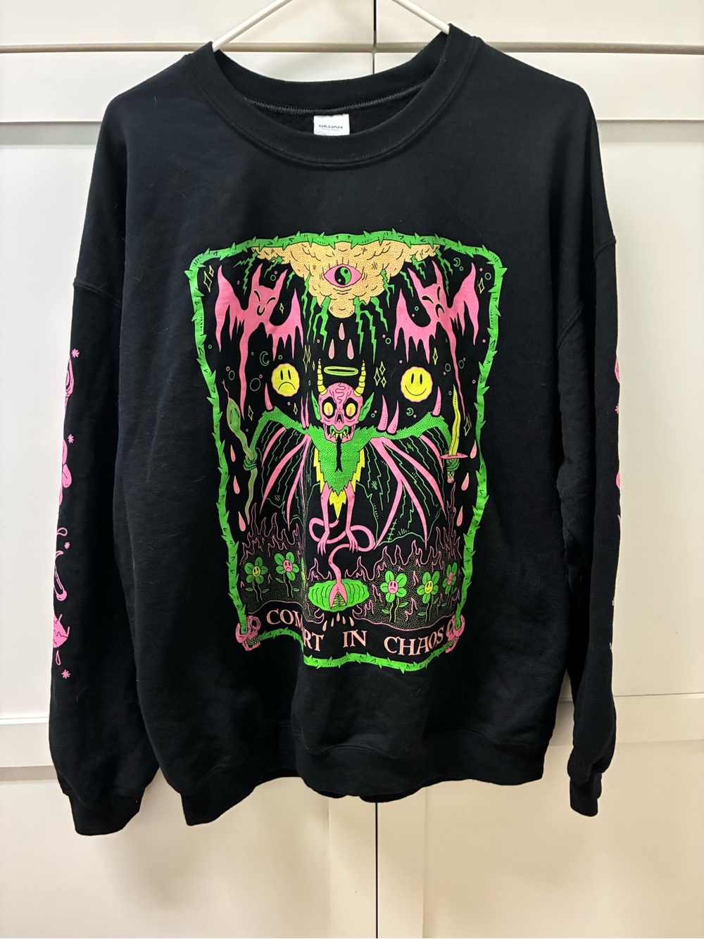 Comfort in Chaos Women’s XL Black Graphic Sweatshirt with Neon Print
